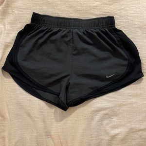 dark grey nike dri-fit shorts